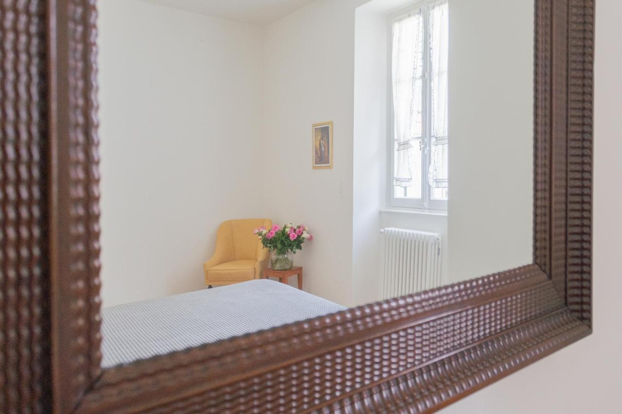 Tina'S Window On Lake Como By Rent All Como Mezzegra Bagian luar foto