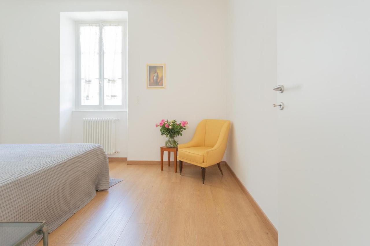Tina'S Window On Lake Como By Rent All Como Mezzegra Bagian luar foto
